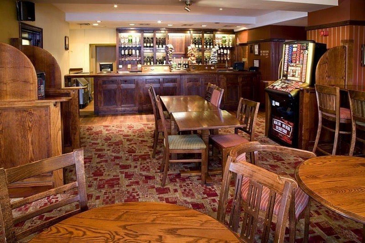 Premier Inn London อิลฟอร์ด ภายนอก รูปภาพ