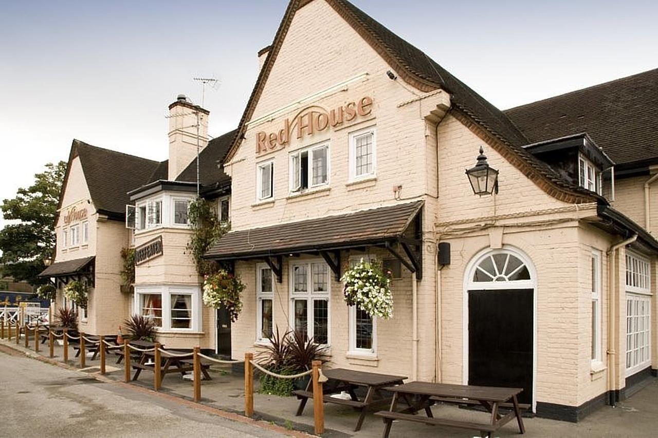 Premier Inn London อิลฟอร์ด ภายนอก รูปภาพ
