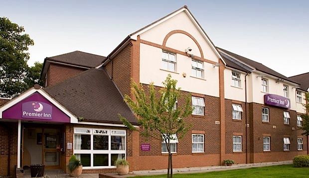 Premier Inn London อิลฟอร์ด ภายนอก รูปภาพ
